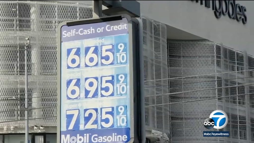 Gas prices: California's 'mysterious surcharge' increases pain at the pump