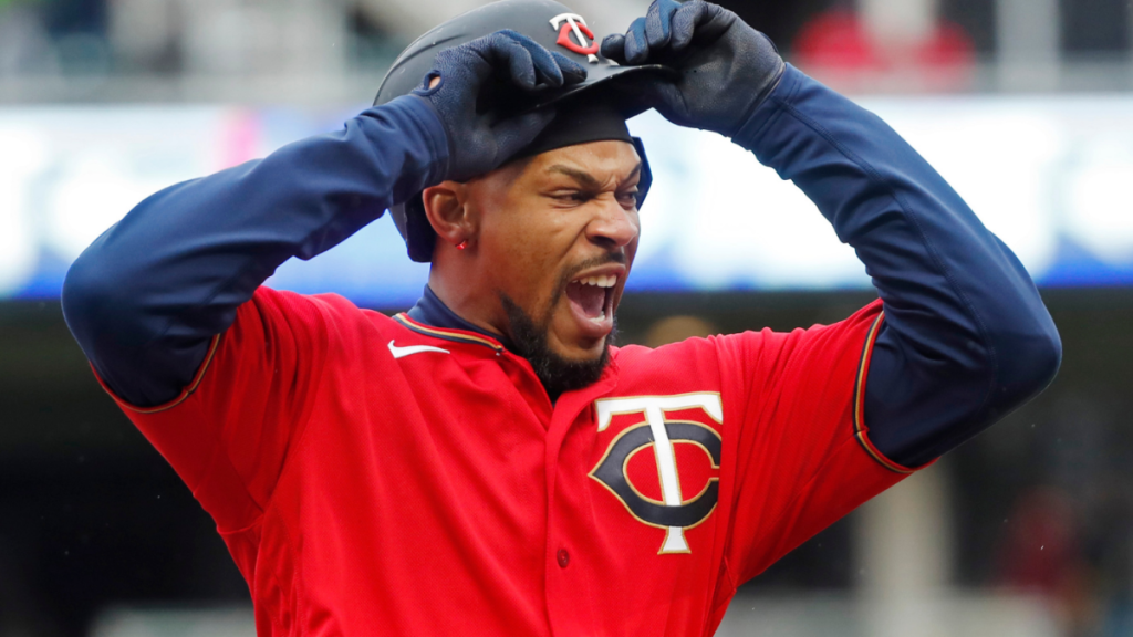 MLB Weekend Summary: Byron Buxton adds to White Sox woes;  Miguel Cabrera celebrates 3000
