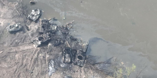 Allegedly, Russian tanks and other vehicles were destroyed during the failed river crossing.
