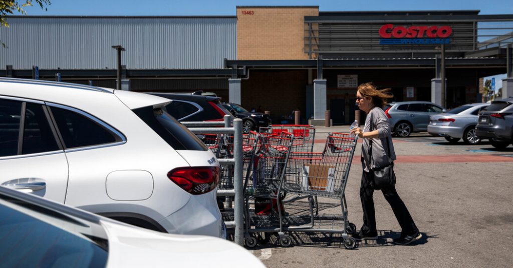 In the face of rising groceries prices, shoppers are changing their habits