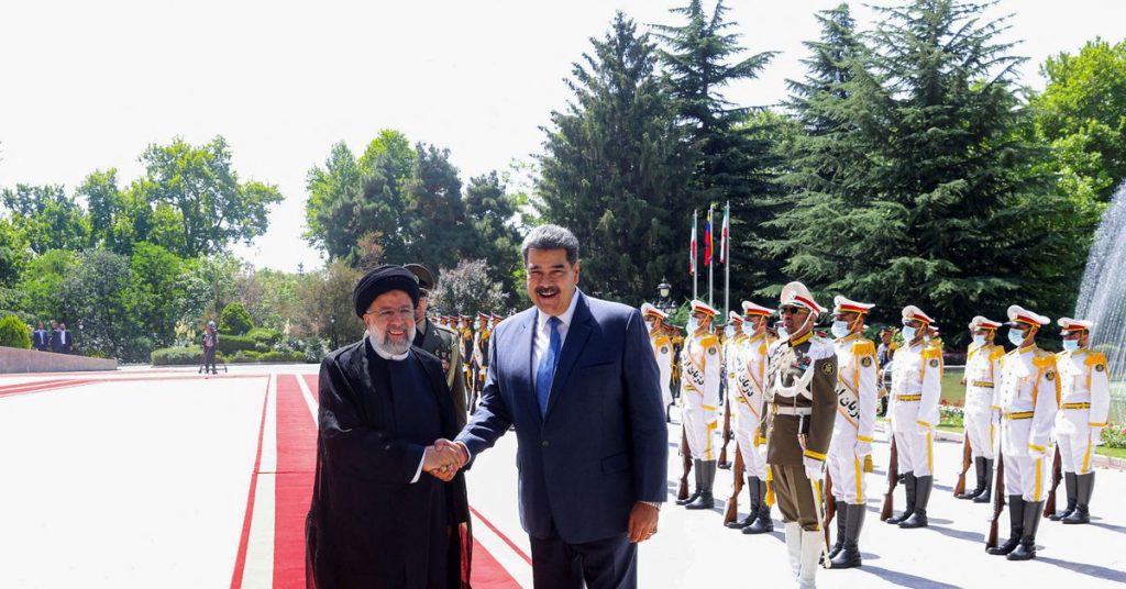 Under US sanctions, Iran and Venezuela sign 20-year cooperation plan